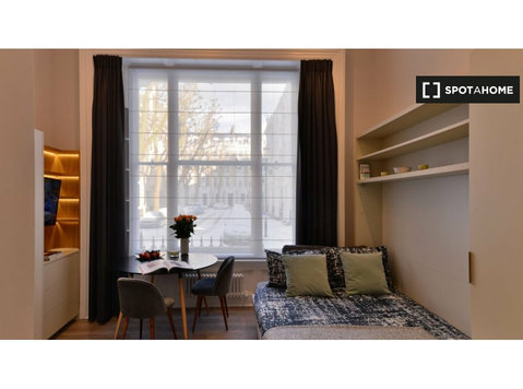 Notting Hill, Londra'da kiralık stüdyo daire - Apartman Daireleri