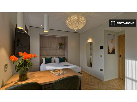 Studio apartment for rent in South Kensington, London - Apartemen