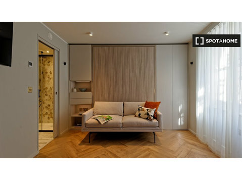 Studio apartment for rent in South Kensington, London - Căn hộ