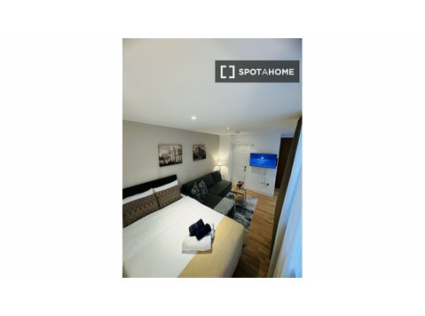 Estúdio para alugar em Church Street, Londres. - Apartamentos