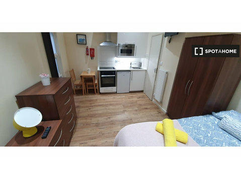 Studio for rent in London - Apartments