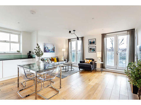 Tranquil Belsize Park Haven with Stunning Views - اپارٹمنٹ