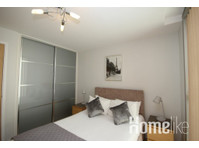The Hub 1 bed Serviced Apartment by Cotels - குடியிருப்புகள்  