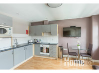 Lovely one bedroom apartment in Reading - Căn hộ