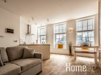 Stylish and bright City Centre apartment - Apartments
