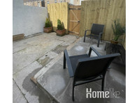 Three bed terraced house - Asunnot