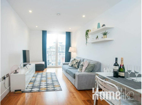 The Most Central Apartment in Cardiff - Apartments