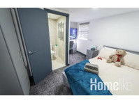Cosy En-suite room available - Общо жилище