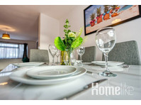 3 Bedroom Luxurious home near Birmingham City Centre, Ideal… - Mieszkanie