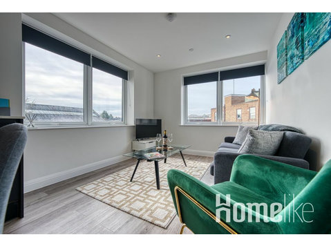 Stylish 1BR in Charles Edward Road - Perfect for Staycation! - Apartments