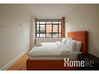 Two Bedroom Apartment - 	
Lägenheter