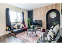 3BR with Garden for Business - 公寓