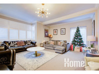 Chic 4 bedroom Home with Hot Tub & BBQ in Hornbeam Lane - Mieszkanie