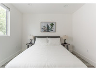 Auckland Ave, North Hollywood - Flatshare