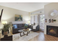 Glendon Ave, Los Angeles - Appartements