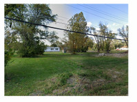 Land in St Louis quick sale . Taking Offers - زمین