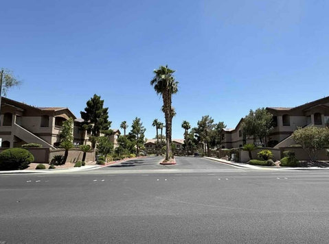 5751 E Hacienda Avenue #226 Las Vegas, Nv 89122  - 주택