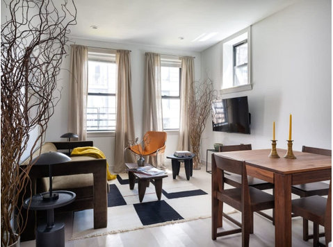 E 78th St, New York City - Appartements