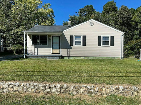3508 Gentry St, Greensboro, Nc 27407 - Rumah