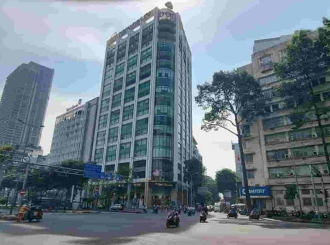 Selling Continental Tower Building No. 81-83-83b-85 Ham Nghi - Oficinas