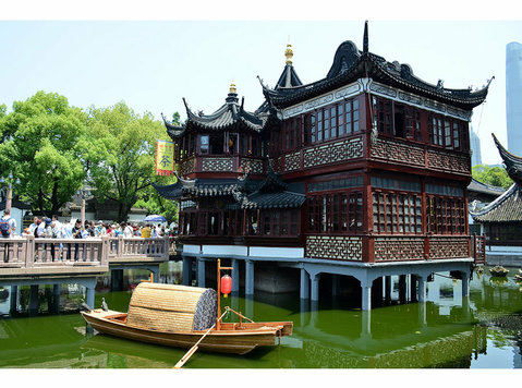 Intérprete traductor chino español en Shanghái China - Översättare