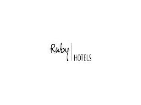 Resident Manager / Hotel Manager (m/w/d) - Ruby Luna -… - Otros