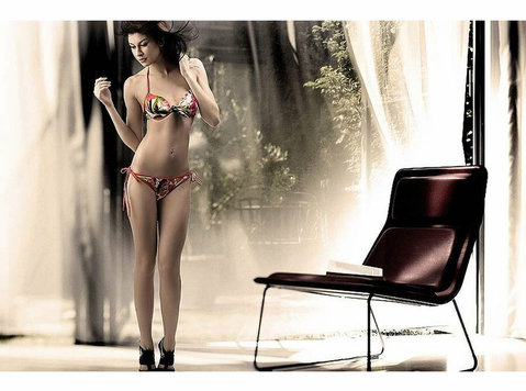 A.Rrajani – Among the Top 10 Fashion Photographers in India - تبلیغات
