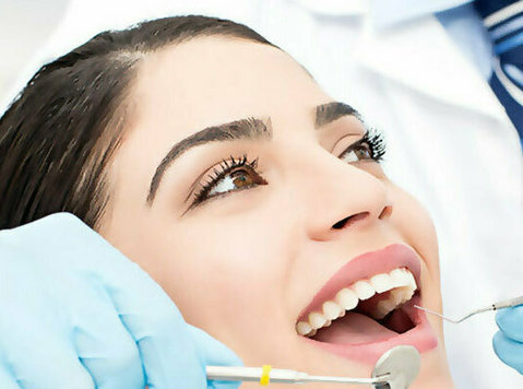 Dental Implants in Koregaon Park, Pune - Bác sĩ