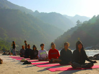 200-hours Yoga Teacher Training in Rishikesh - Реклама