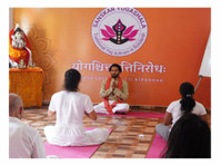 200-hours Yoga Teacher Training in Rishikesh (5) - Реклама