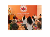 200-hours Yoga Teacher Training in Rishikesh (2) - Muu
