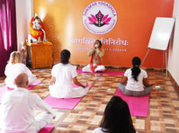 200-hours Yoga Teacher Training in Rishikesh (7) - Останато
