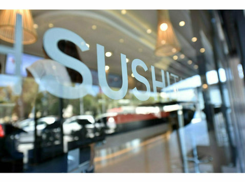 Sushi Crew To Work @ Zen To Go, Malta. - Restaurant og levnesmiddelservices