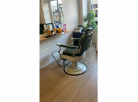 Hair dresser Chair for rent - Business (General): Other