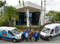 United Water Restoration Group of Orlando - Femmes de ménage